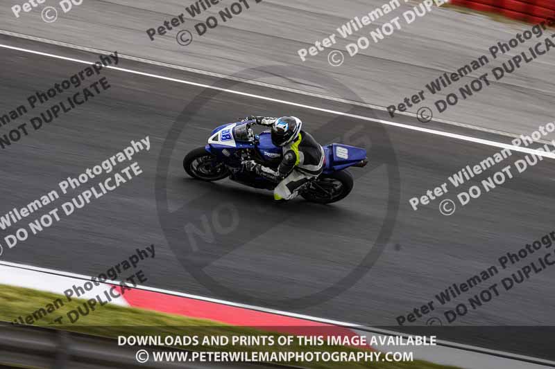 cadwell no limits trackday;cadwell park;cadwell park photographs;cadwell trackday photographs;enduro digital images;event digital images;eventdigitalimages;navarra;no limits trackdays;peter wileman photography;racing digital images;trackday digital images;trackday photos